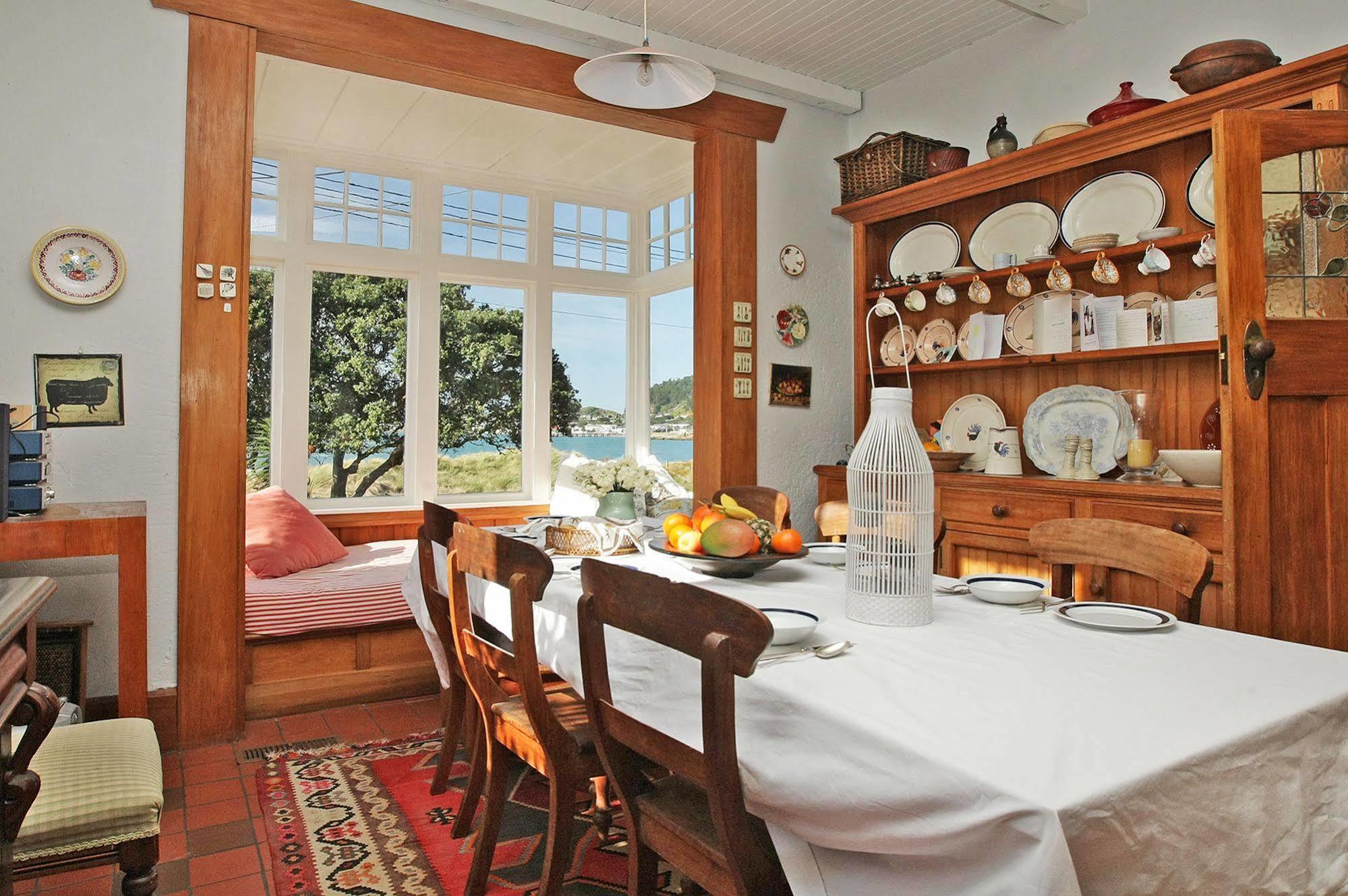 Beachfront Wellington Bed And Breakfast Bagian luar foto